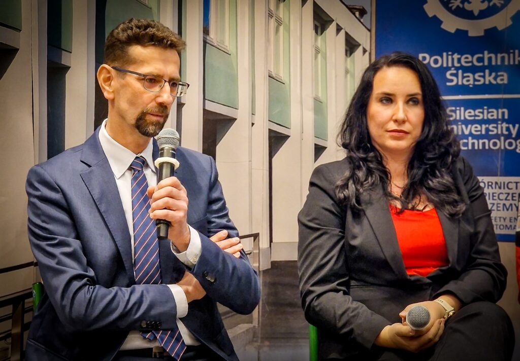 Wydarzenie inaugurujące Tydzień Robotów na Politechnice Śląskiej pokazało, jak ogromny potencjał drzemie w technologii dronów i ich zastosowaniach w obronności.