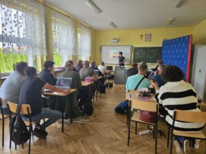 Droniada Junior Bootcamp w Gminie Strzyżów – drony, roboty, programowanie i AI